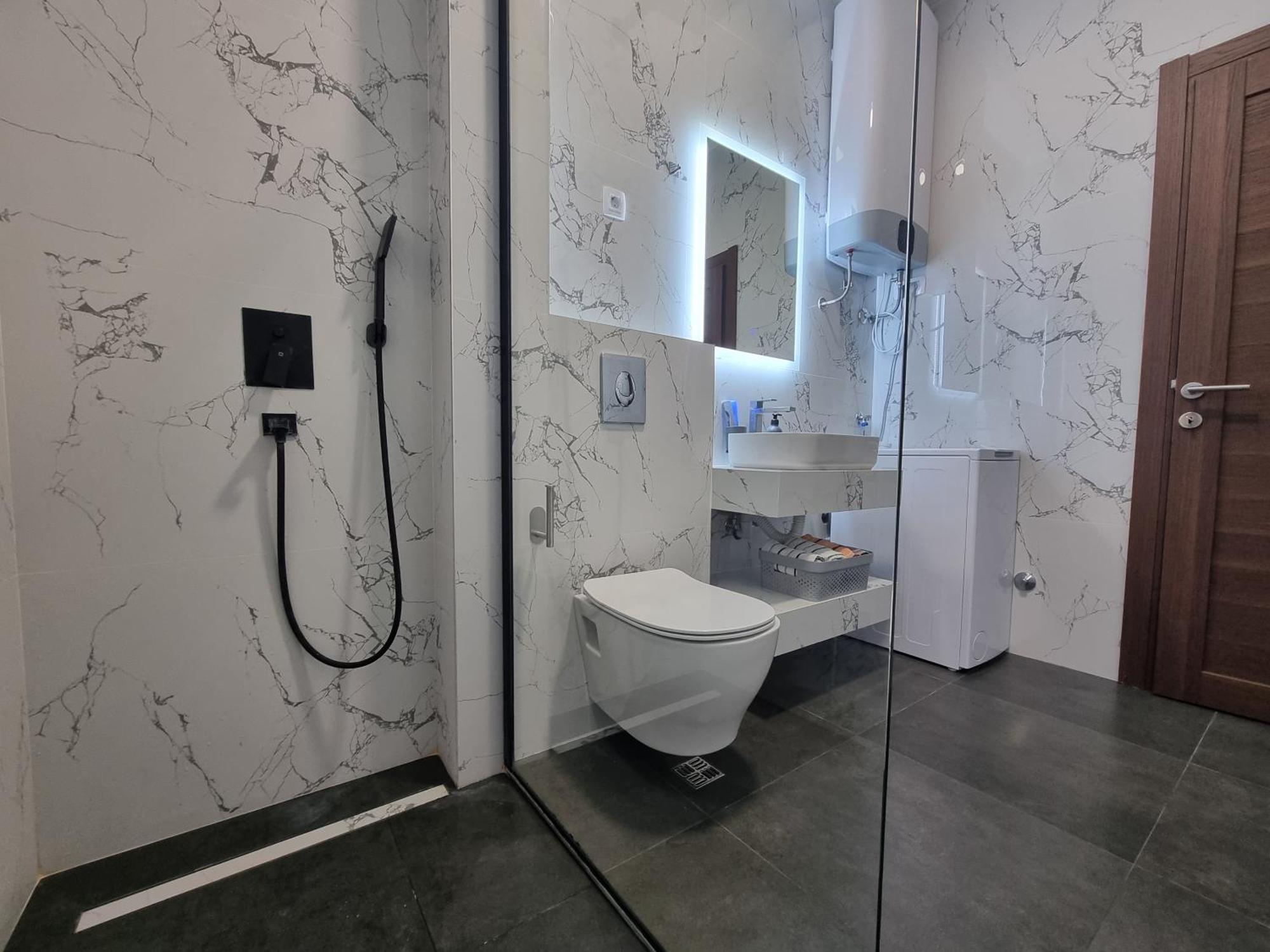 Adriatic Apartments 布德瓦 外观 照片